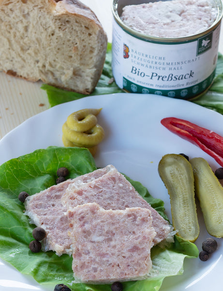 Conservă Tobă Porc Bio Preßsack BESH 200g – servită pe farfurie